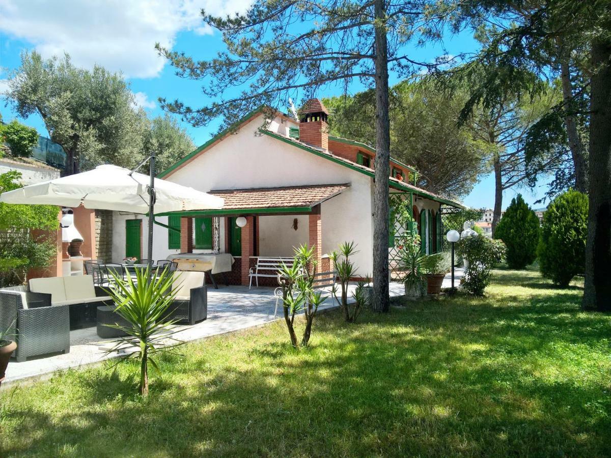 Villa I Pini House Magione Exterior foto