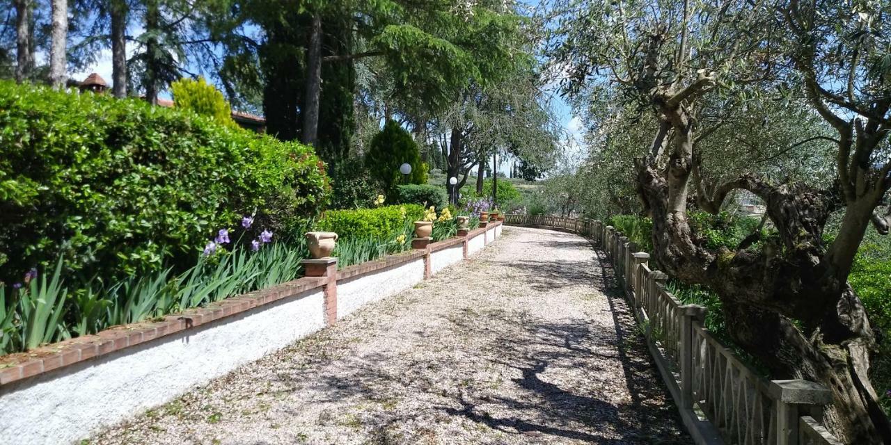 Villa I Pini House Magione Exterior foto